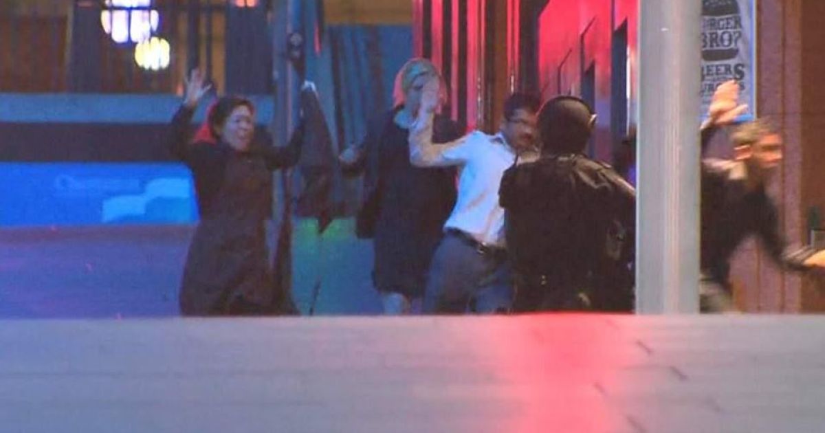 Силовики завершили операцию по освобождению заложников