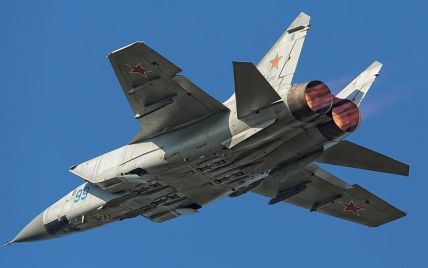 Россия перебросила три истребителя с гиперзвуковыми ракетами "Кинжал" под Калининград: причина