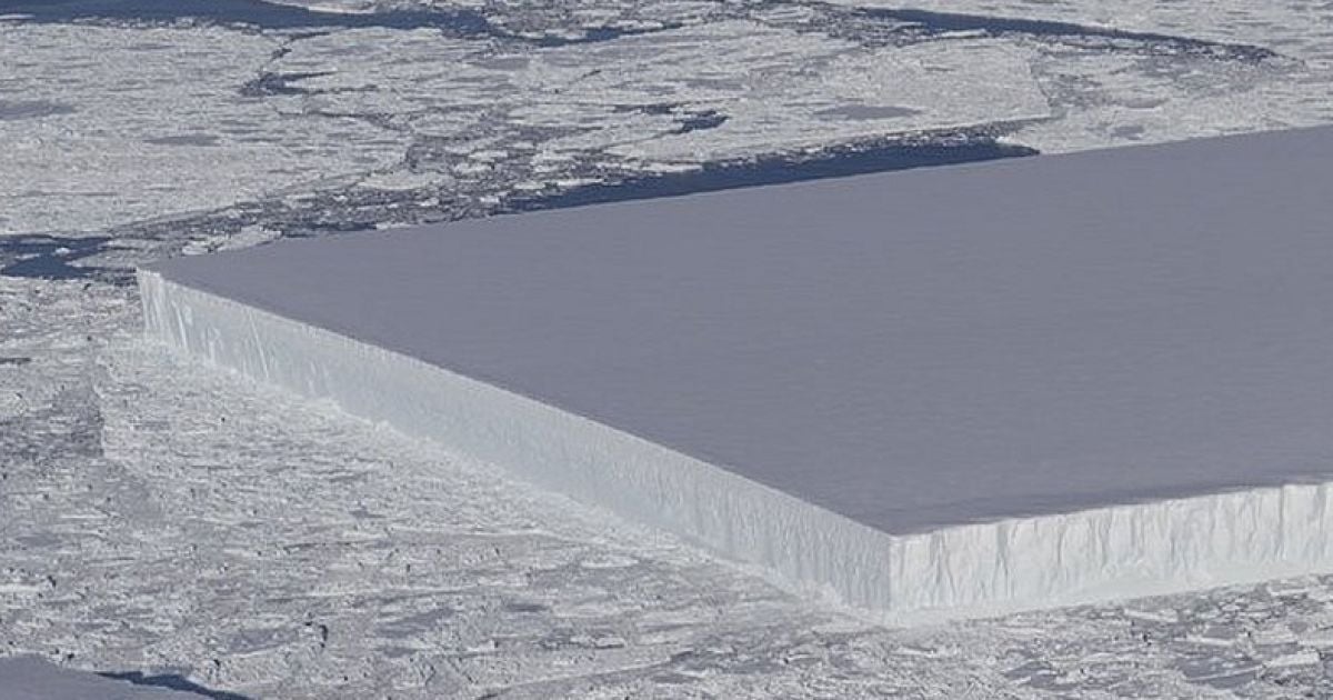 Пришельцы или фотошоп: NASA вызвало бурную реакцию в Сети, показав загадочно равный айсберг