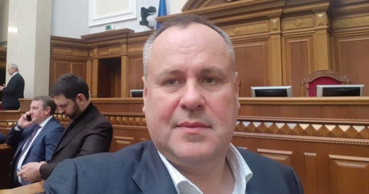 Депутат от БПП решил бороться с ФЛП. Ему резко ответили ІТ-шники