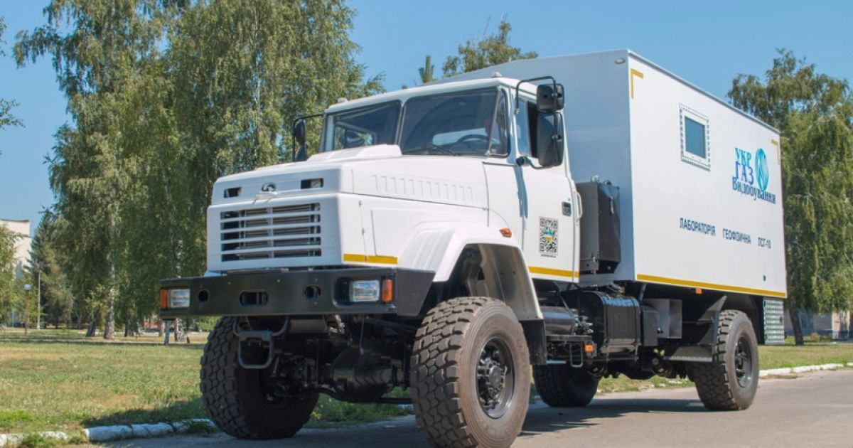 "АвтоКрАЗ" выпустил передвижную лабораторию исследования скважин