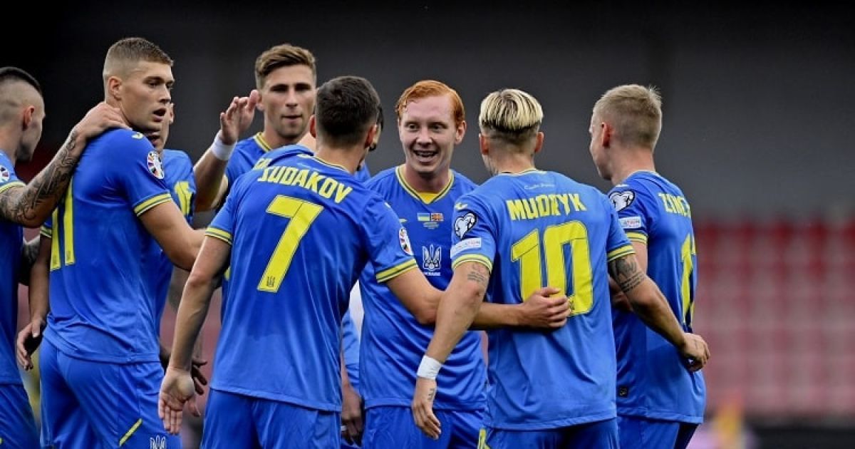 Збірна України з футболу