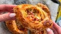 Пицца по-аджарски из слоеного теста tiktok.com/@daria.cooks.it