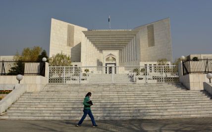 В Пакистані вперше в історії країни призначили жінку-суддю Верховного Суду