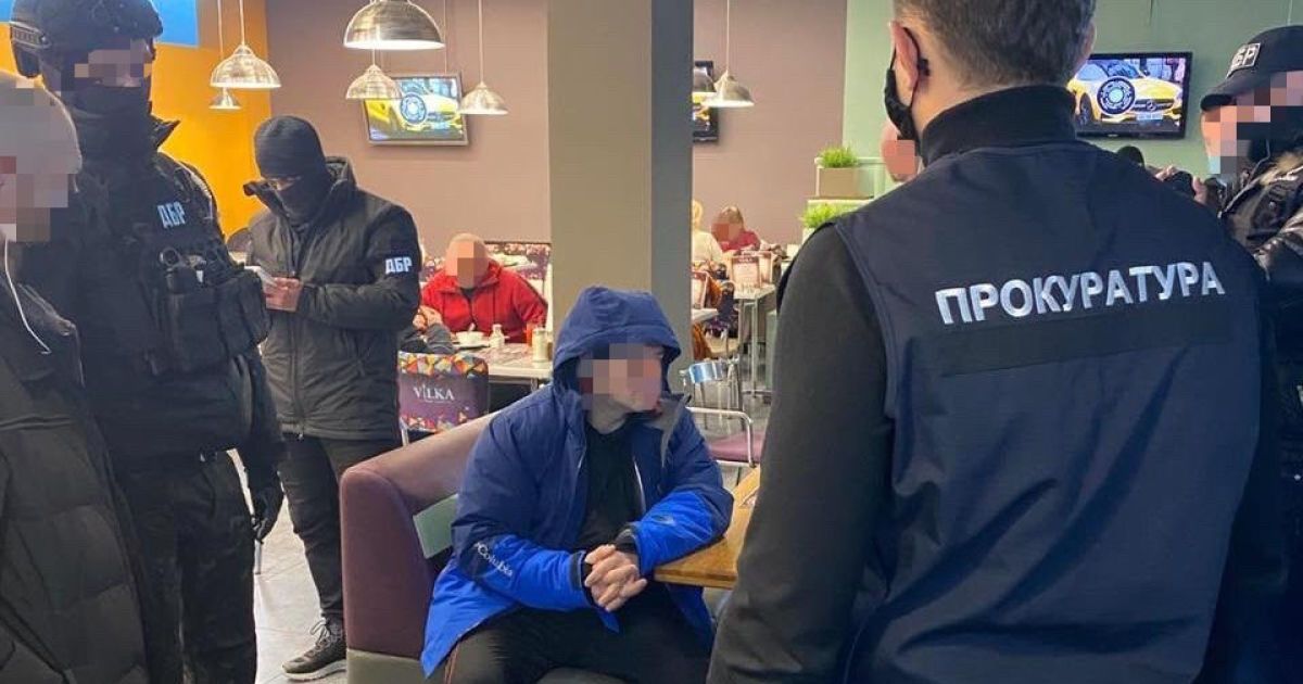 У Харкові адвокати-шахраї продавали "посаду" в ДБР за $15 тисяч