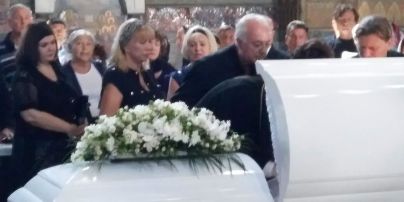 Похороны Ирины Бережной состоялись при повышенных мерах безопасности