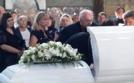 Похороны Ирины Бережной состоялись при повышенных мерах безопасности