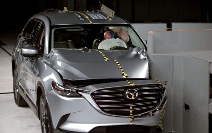 Mazda CX-9 получил высшую оценку в краш-тесте IIHS