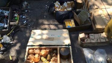 схрон зброї біля Мар’їнки_2 / © СБУ