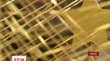 У ювелірній крамниці Токіо прикрасили вітрину ялинкою на 2 мільйони доларів