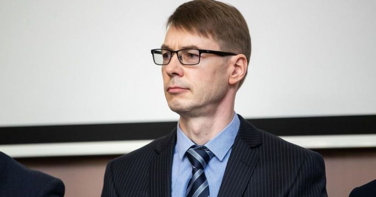 Эстонский министр ушел в отставку из-за обвинения в домашнем насилии
