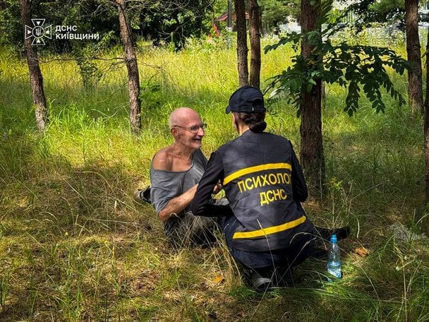 Наслідки пожежі у центрі для бездомних / © ДСНС у Київській області