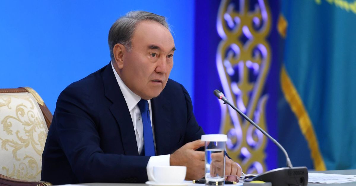 Трансферт влади: як за два дні Казахстан отримав нового президента, а його столиця - нову назву