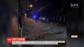 Вночі у Чернівцях водій збив електроопору і втік