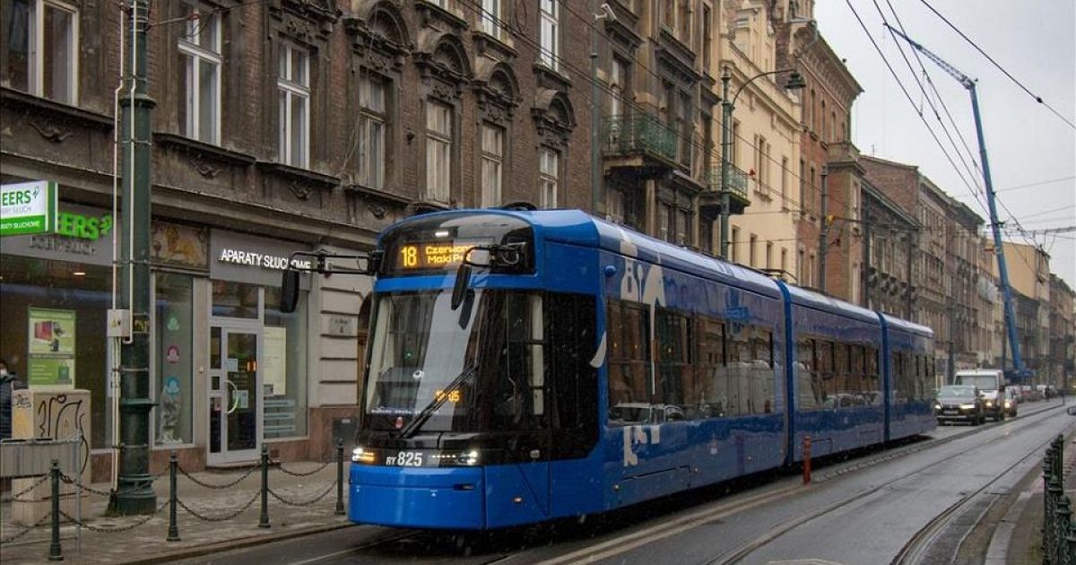 У Кракові 12 днів поспіль вимикатимуть світло на знак солідарності з Україною