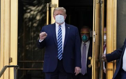 Трамп покинул больницу после лечения коронавируса и улетел в Белый дом
