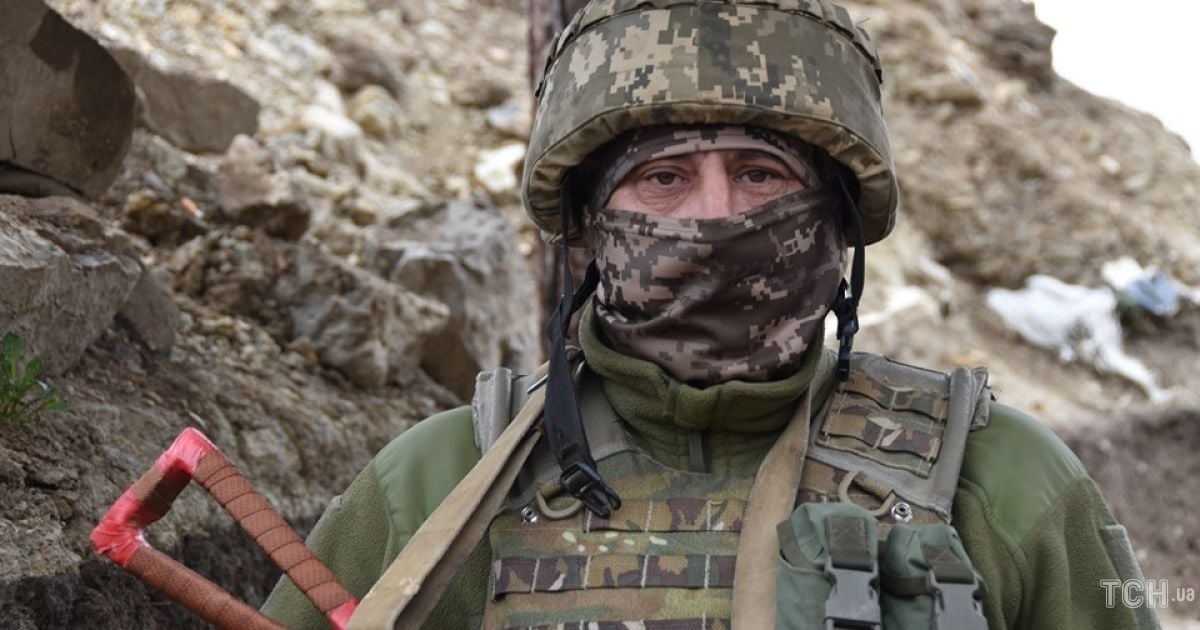 Захоронение бойца Добрянского Леонида / © Фото Натальи Нагорной/ТСН