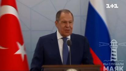 "Звільнити" Україну від зерна: Лавров не зміг пояснити, чому вони крадуть наше продовольство