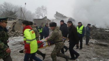 З'явилися фото із місця катастрофи літака у Киргизстані_5