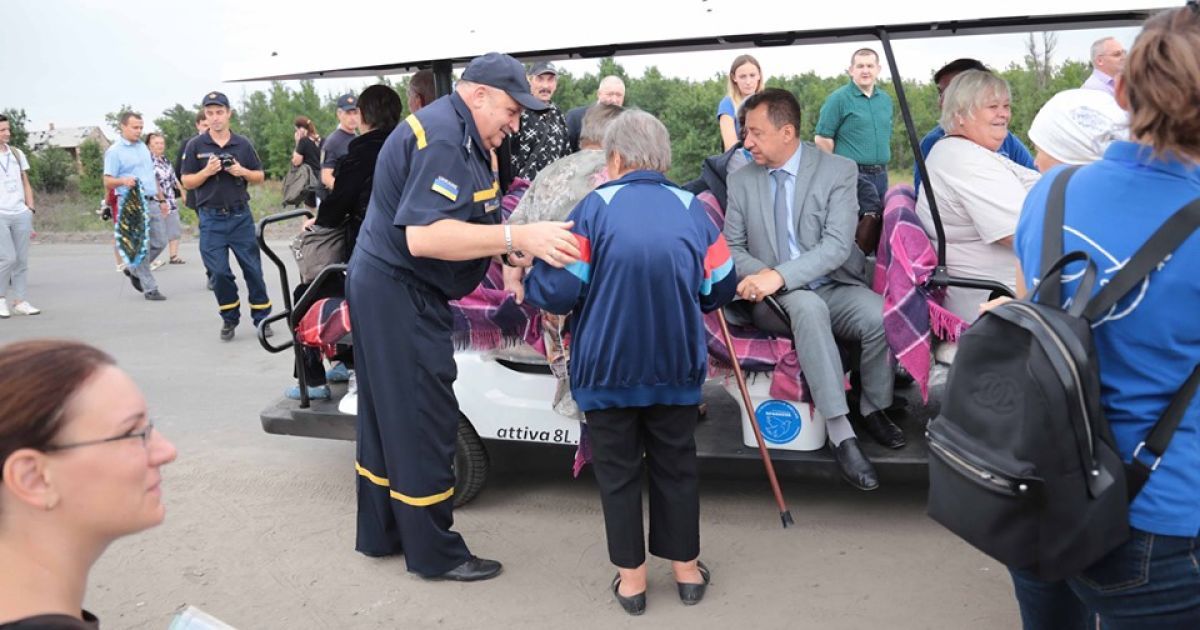 Електромобіль_Станиця_Луганська_3 / © Facebook/Луганская областная военно-гражданская администрация