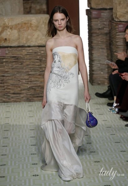 Коллекция Lanvin прет-а-порте сезона осень-зима 2019-2020 / © East News