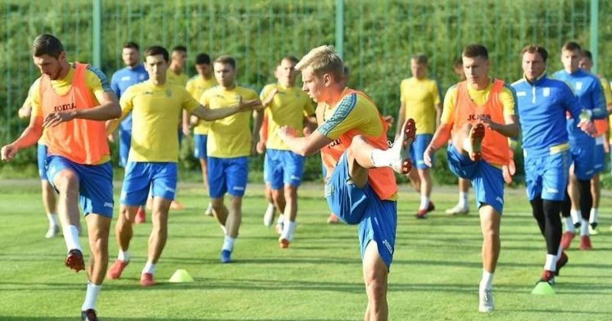 С новым мячом и дебютантами: Сборная Украины начала подготовку к Лиге наций