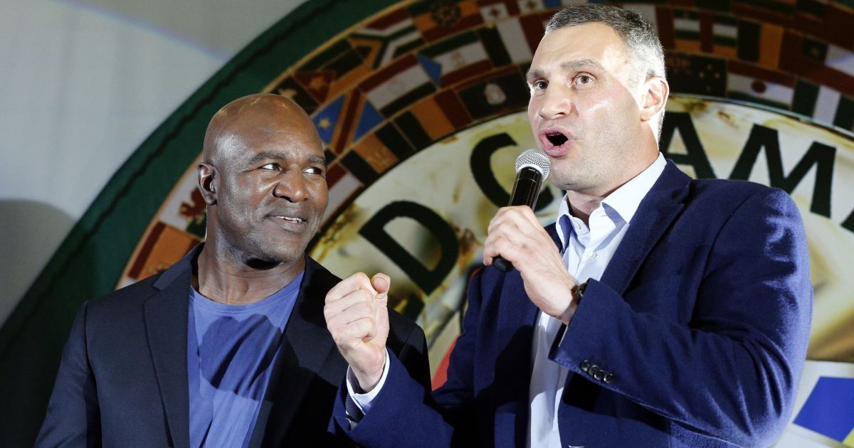 Екскурсія від мера: Кличко продав оглядини Києва у своїй компанії за 50 тисяч доларів