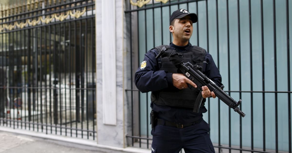 В Турции взорвался заминированный автомобиль: есть жертвы