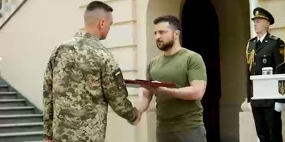 Зеленський вручив ордени "Золота Зірка" військовослужбовцям з нагоди Дня Повітряних сил ЗСУ