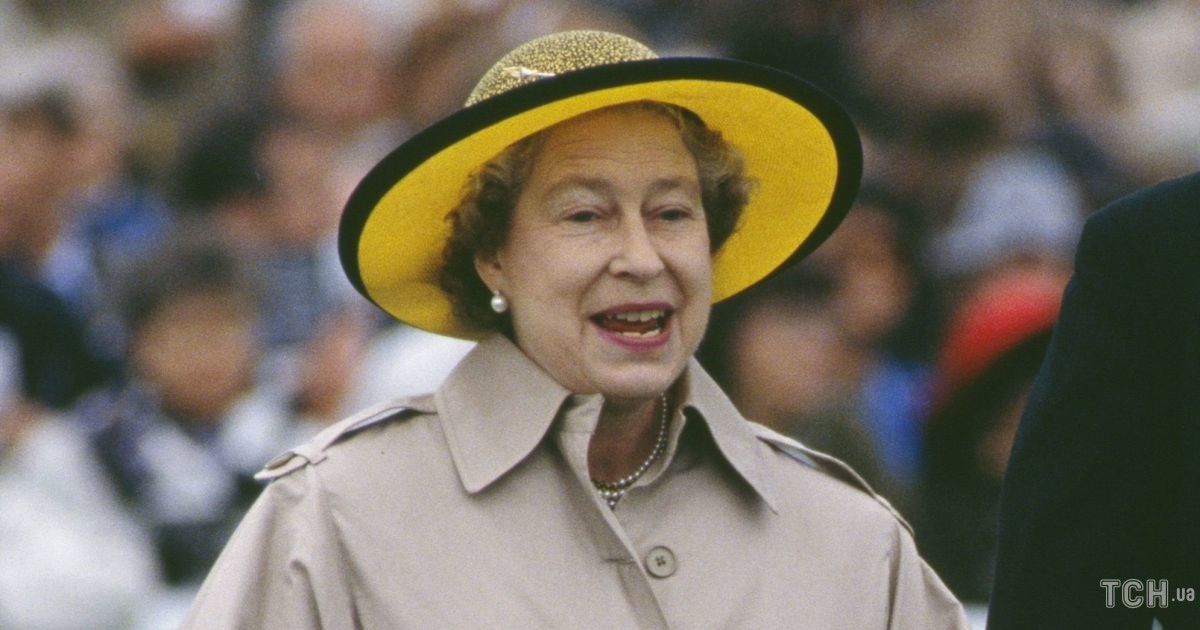 Королева Елизавета II