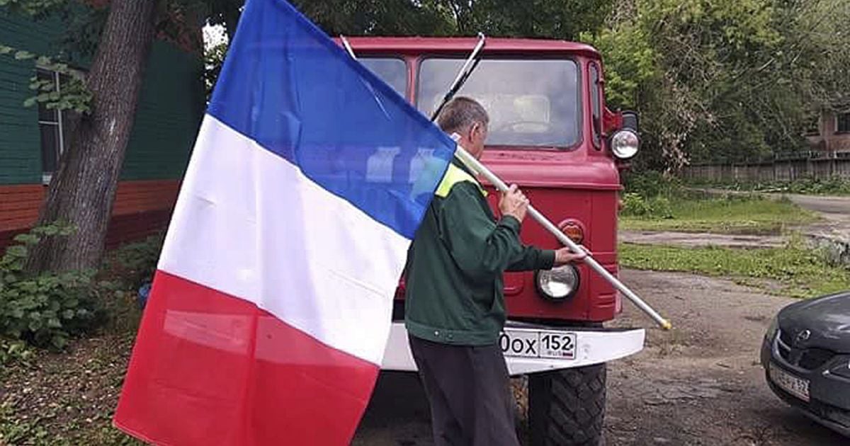 Из-за шпионского скандала Франция и Россия тайно обменялись выдворением дипломатов
