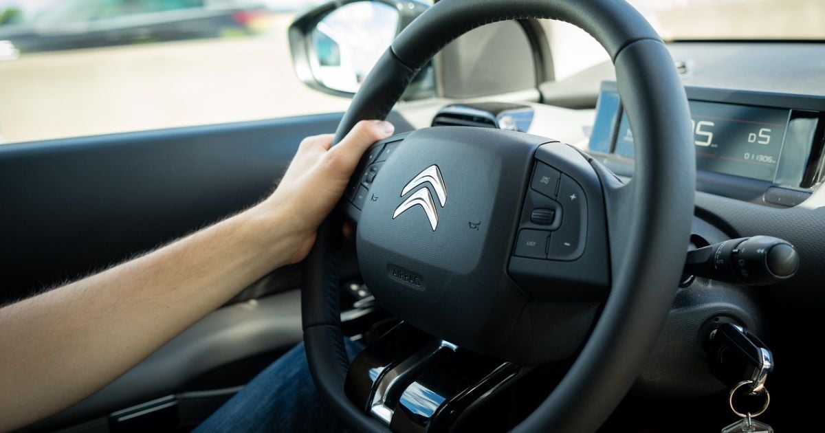 Водитель авто