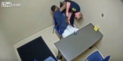 У США злочинець з криками "убий мене" вступив у бійку з поліцейськими
