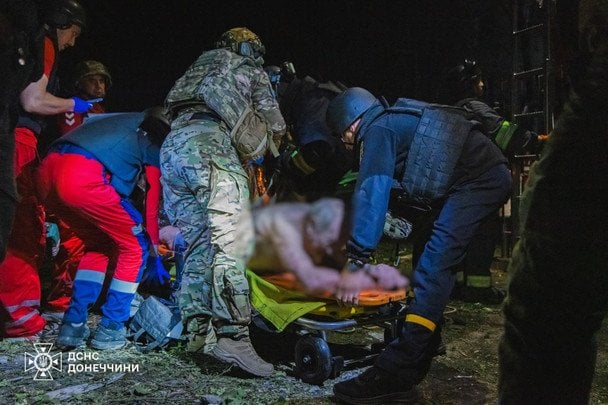 Нічна атака у Краматорську 22 червня / © ДСНС