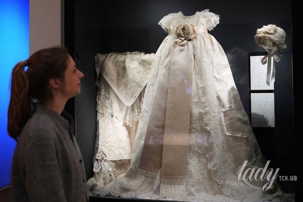 Хрестильна сукня принцеси Єлизавети / © Associated Press