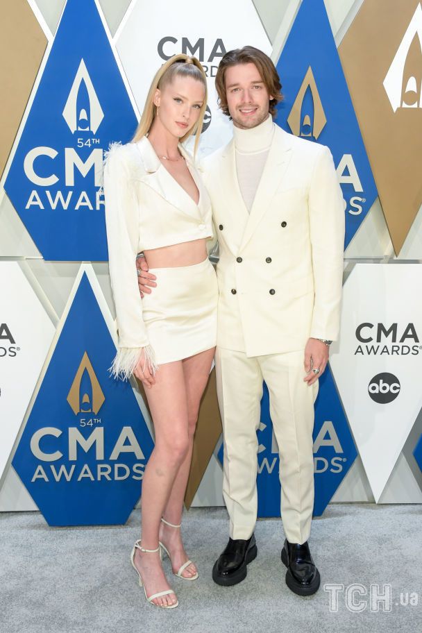 Патрик Шварценеггер и Эбби Чемпион / © Getty Images