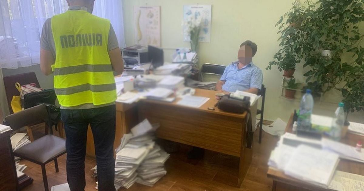 Полицейские Киева проводят обыски в помещениях МСЭК, ВЛК и ТЦК Фото: Полиция Киева