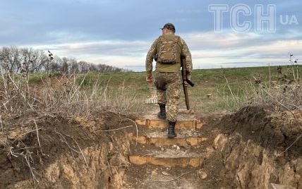 Бійці 123-ї бригади ТрО влаштували мітинг, самовільно залишивши частину на Донбасі