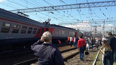 москва зіткнулися поїзд та електричка