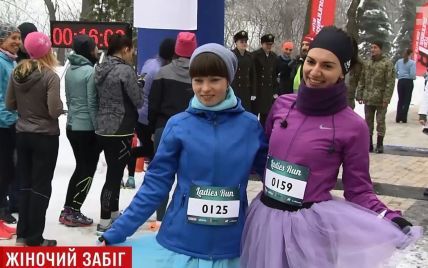 В "женском" забеге в Мариинском парке Киева победил мужчина