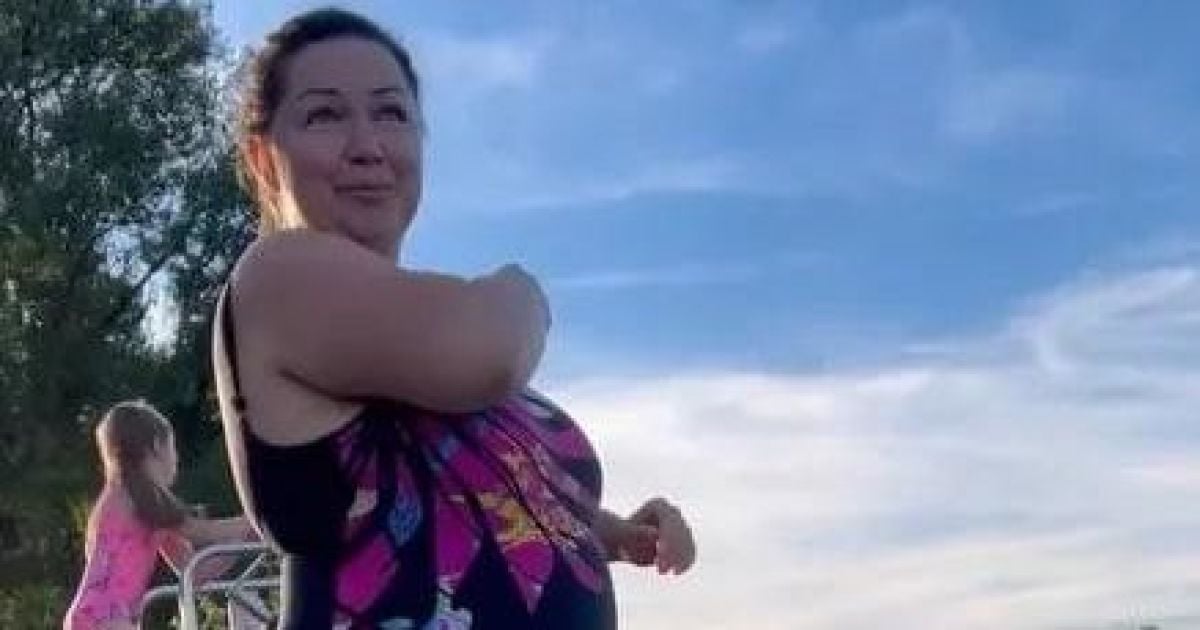 Називала х*хлами і закликала "нищити як євреїв": стала відома особа росіянки з Німеччини, яка чіплялася до українки з дитиною