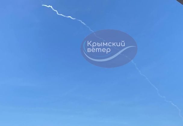 Сліди роботи ППО в Криму / Фото: Телеграм-канал "Крымский ветер"