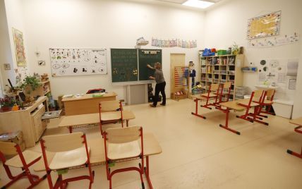 Била за шкафом: во Львове уволили учительницу, которая издевалась над первоклассниками
