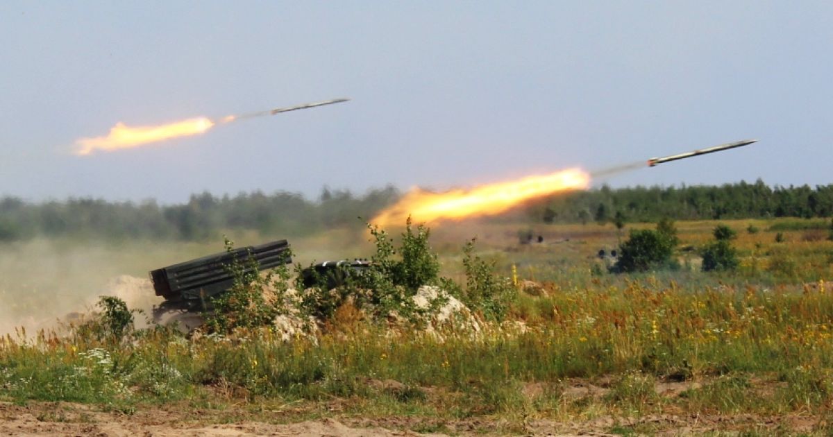 Огонь из "Градов" и зениток: на Ровенском полигоне отрабатывали наступление на противника
