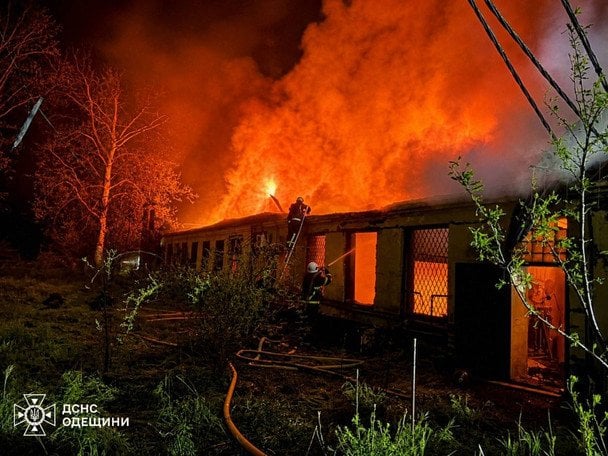 Одеська область у вогні: знищені будинки і поранені люди (фото)