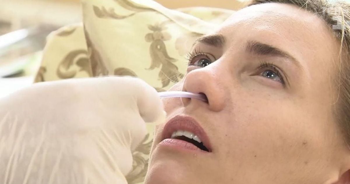 Катування Сенцова їжею. Журналістка ТСН випробувала на собі примусове годування