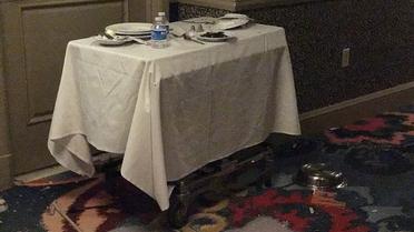 Фото кімнати в готелі, звідки розстріляли людей в Лас-Вегасі_1 / © The Bild