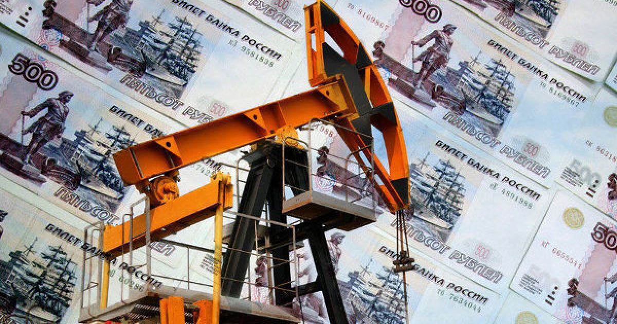 Чому Росія "валить" рубль. Економісти визначили "дно" російської валюти