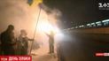 У Києві на мосту Метро запалали фаєри на честь Дня Соборності