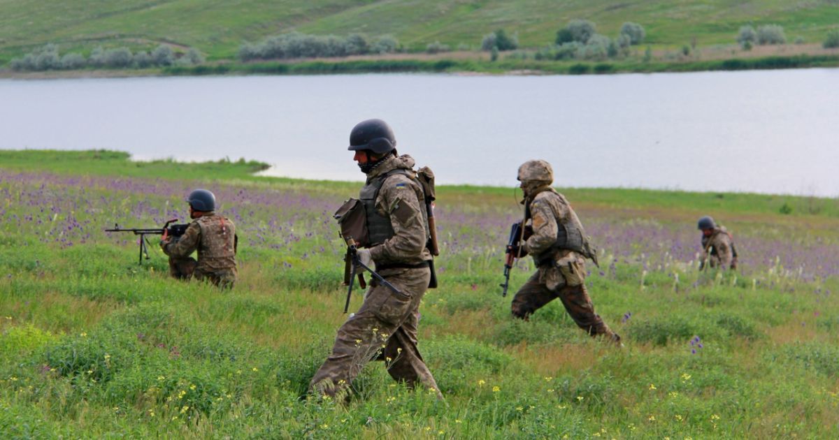 Один военный погиб за сутки